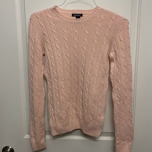 Women’s medium Pale pink cable knit sweater